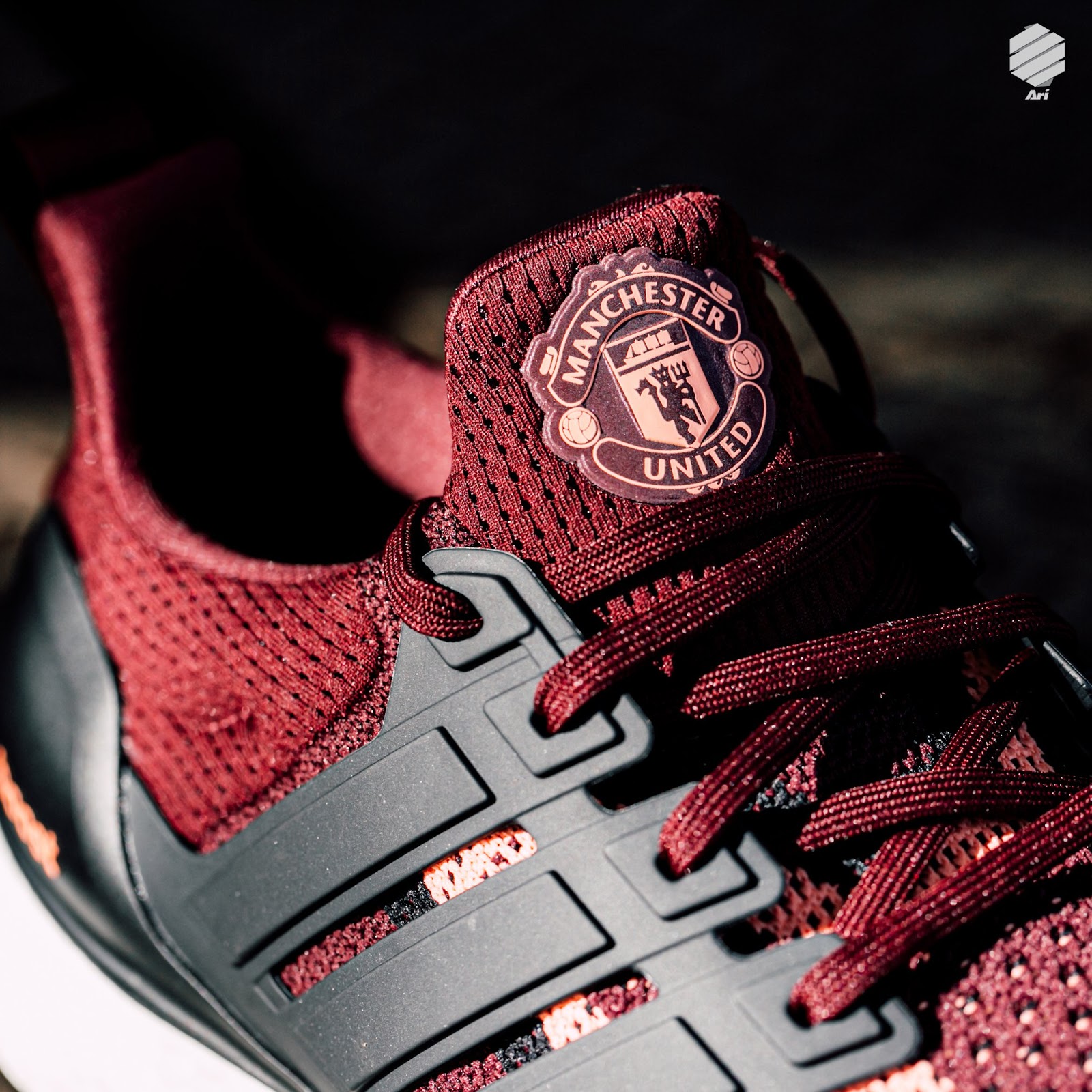 United ultra boost hot sale